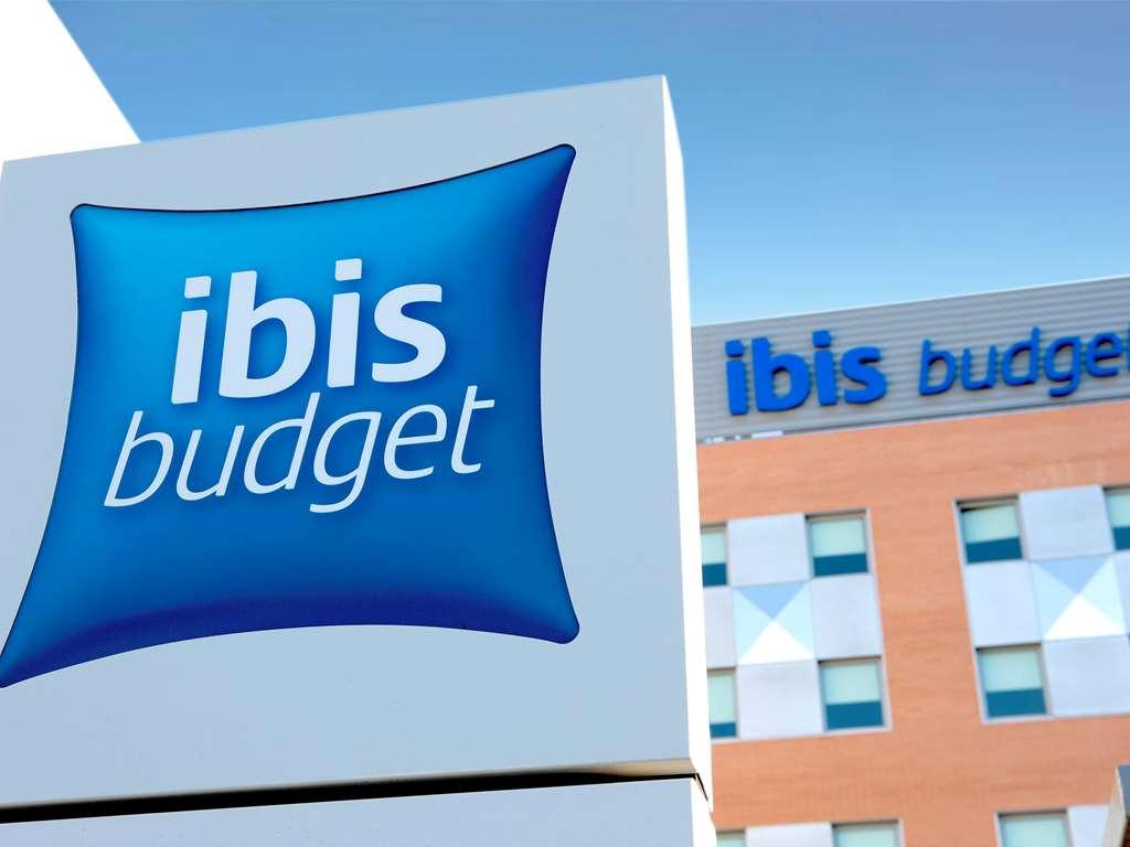 Ibis Budget 레이다 외부 사진